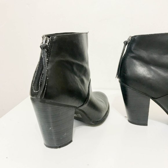 Sade Black Heeled Booties From Just Fab - Picture 14 of 15